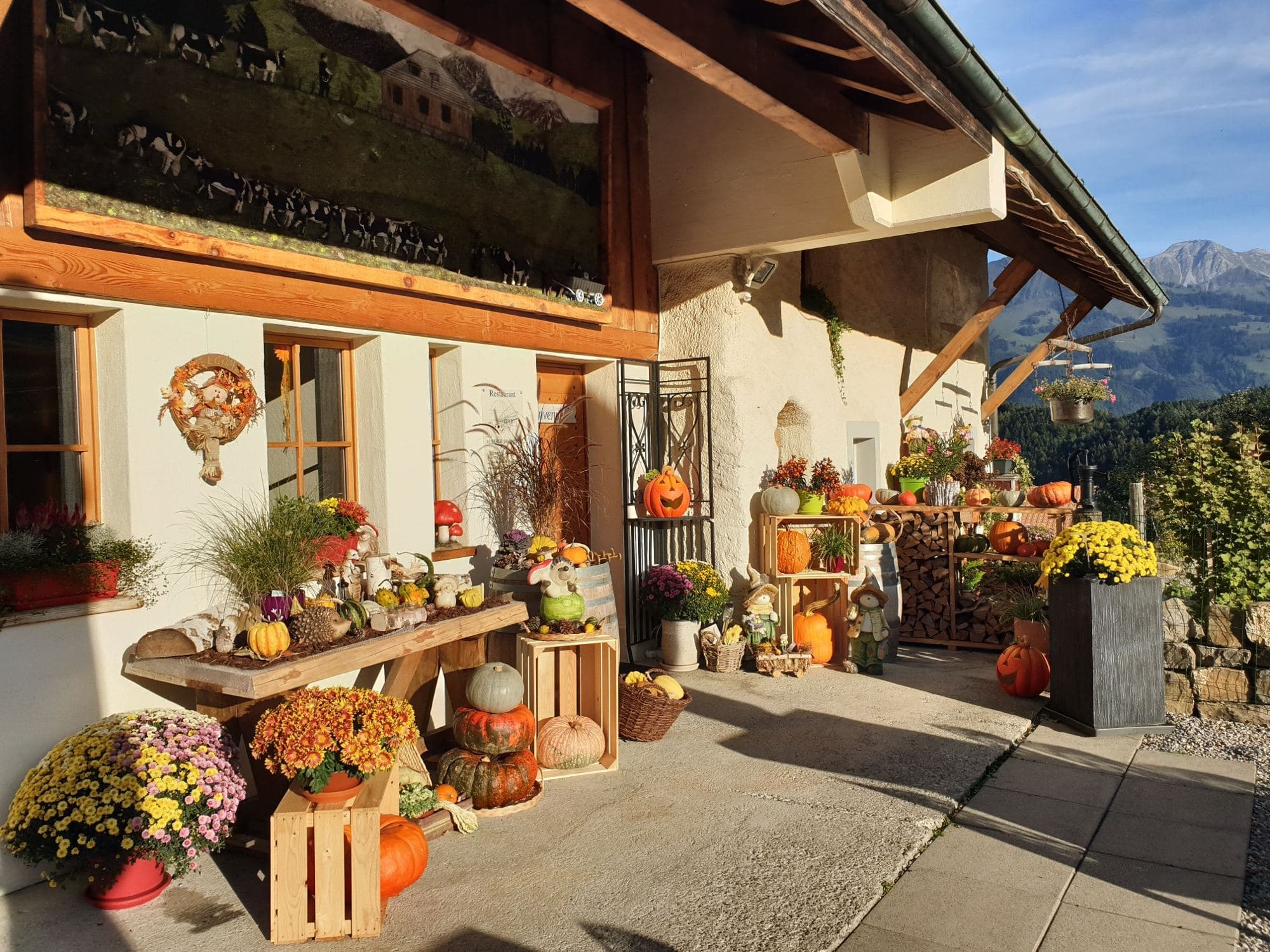 La façade parée pour l'automne